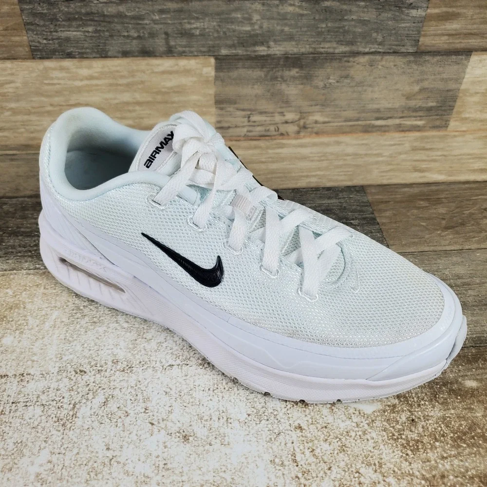Nike Air Max Bia Womens Shoes Sz 9 White Mesh Comfort Lace Up Round Toe Sneakers